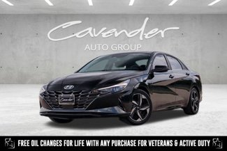 Used 2023 Hyundai Elantra Limited image 1
