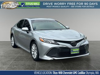Used 2018 Toyota Camry LE image 1