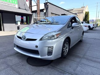 Used 2010 Toyota Prius Five image 1