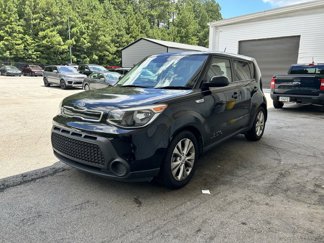 Used 2015 Kia Soul + image 1