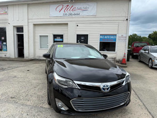 Used 2015 Toyota Avalon XLE image 1