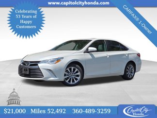 Used 2016 Toyota Camry XLE image 1