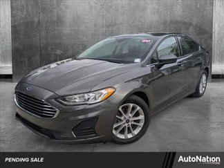 Used 2020 Ford Fusion SE image 1