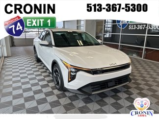 New 2025 Kia K4 EX image 1
