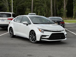 Used 2024 Toyota Corolla SE image 1
