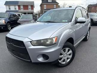 Used 2012 Mitsubishi Outlander ES image 1