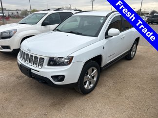 Used 2015 Jeep Compass Latitude image 1