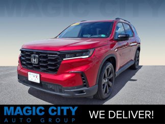 Used 2025 Honda Pilot Black Edition image 1