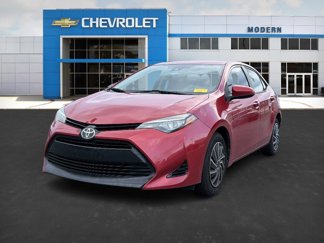 Used 2017 Toyota Corolla LE image 1