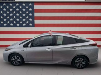 Used 2017 Toyota Prius Prime Plus image 1