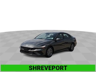 Used 2024 Hyundai Elantra SEL image 1