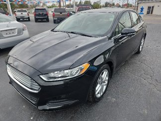 Used 2015 Ford Fusion SE image 1