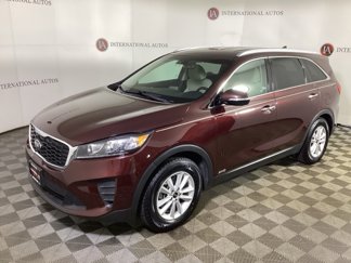 Used 2019 Kia Sorento LX w/ LX Convenience Package image 1