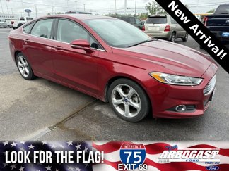 Used 2016 Ford Fusion SE image 1