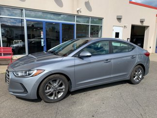 Used 2017 Hyundai Elantra SE image 1