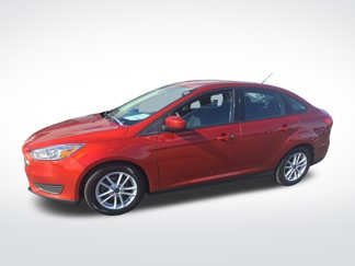 Certified 2018 Ford Focus SE image 1