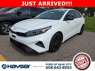 Used 2022 Kia Forte GT-Line w/ GT-Line Technology Package image 1
