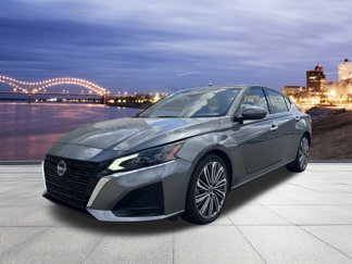 Used 2023 Nissan Altima 2.5 SL image 1