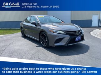 Used 2018 Toyota Camry XSE image 1