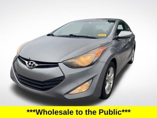 Used 2013 Hyundai Elantra image 1