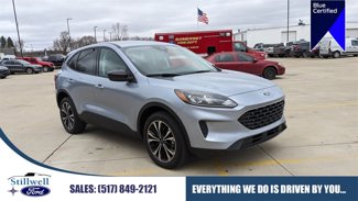 Used 2022 Ford Escape SE w/ SE Sport Appearance Package image 1