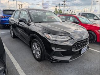Used 2023 Honda HR-V LX image 1