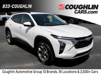 New 2025 Chevrolet Trax LT w/ Driver Confidence Package image 1