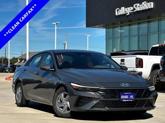 Used 2024 Hyundai Elantra SE video 1