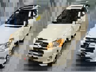 Used 2010 Toyota RAV4 Limited image 1