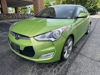 Used 2012 Hyundai Veloster w/ Style Pkg image 1