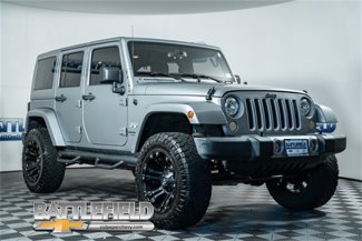 Used 2018 Jeep Wrangler Unlimited Sahara image 1