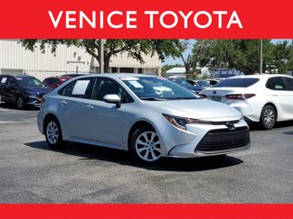 Used 2024 Toyota Corolla LE image 1
