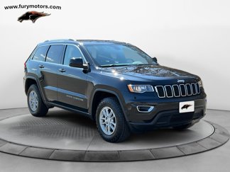 Used 2018 Jeep Grand Cherokee Laredo image 1