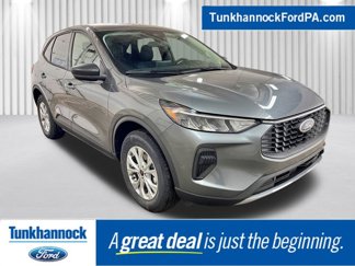 New 2025 Ford Escape Active w/ Cold Weather Package image 1