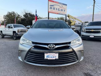 Used 2017 Toyota Camry XLE w/ Moonroof Package image 1