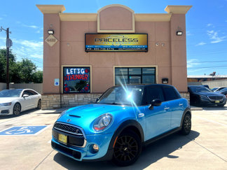 Used 2015 MINI Cooper S image 1