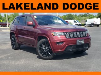 Used 2018 Jeep Grand Cherokee Altitude image 1