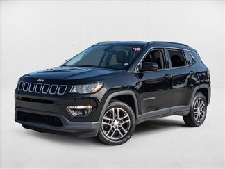 Used 2018 Jeep Compass Latitude w/ Popular Equipment Group image 1