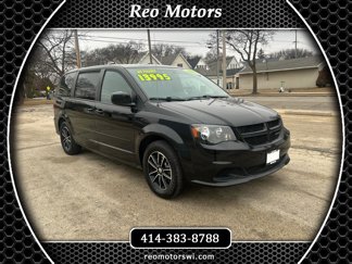 Used 2016 Dodge Grand Caravan SE image 1