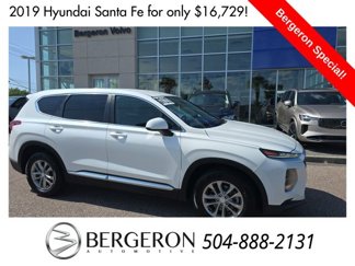 Used 2019 Hyundai Santa Fe SE image 1