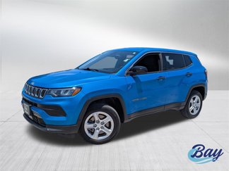 Used 2023 Jeep Compass Sport image 1
