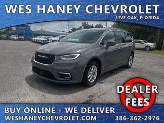 Used 2022 Chrysler Pacifica Touring-L image 1