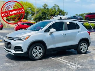 Used 2018 Chevrolet Trax LT w/ LT Convenience Package image 1