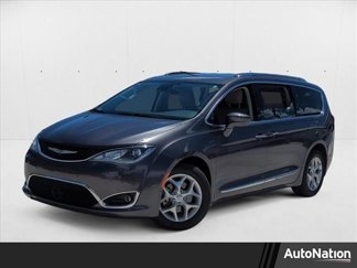 Used 2017 Chrysler Pacifica Touring-L Plus w/ Advanced Safetytec Group image 1