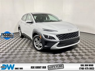 Used 2022 Hyundai Kona SE image 1