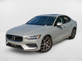 Used 2019 Volvo S60 T6 Momentum w/ Premium Package image 1