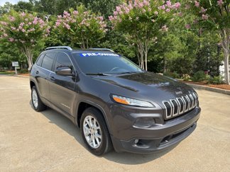Used 2015 Jeep Cherokee Latitude w/ Comfort/Convenience Group image 1