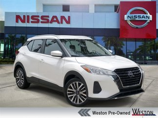 Certified 2022 Nissan Kicks SV image 1