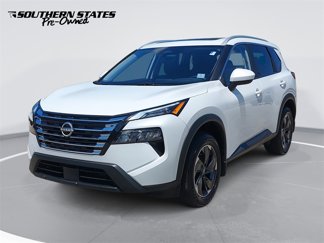Used 2025 Nissan Rogue SV image 1