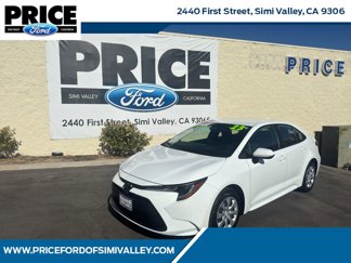 Used 2023 Toyota Corolla LE w/ Carpet Mat Package (TMS) image 1